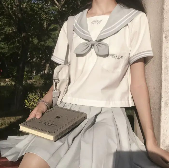 女军官与魔鬼